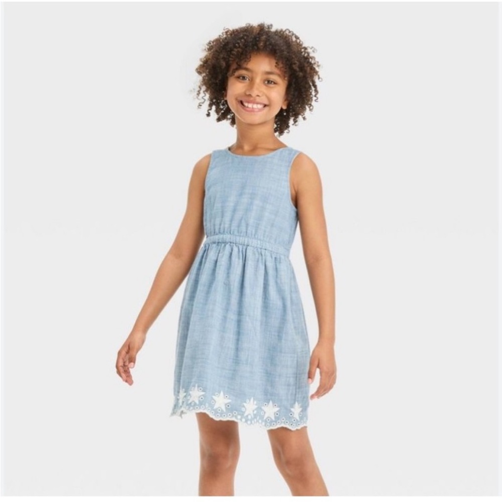 Cat & Jack Girls’ Sleeveless Denim Star Dress - Blue - Picture 2 of 4